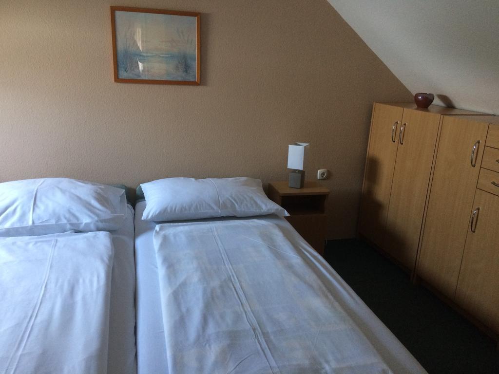 Apartmanhaz Horvath Apartment Balatonboglár Екстериор снимка