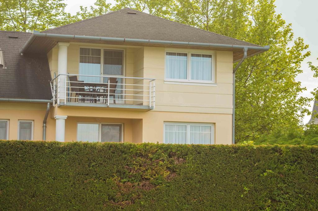 Apartmanhaz Horvath Apartment Balatonboglár Екстериор снимка
